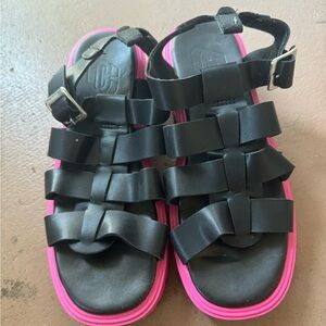 Platform sandals